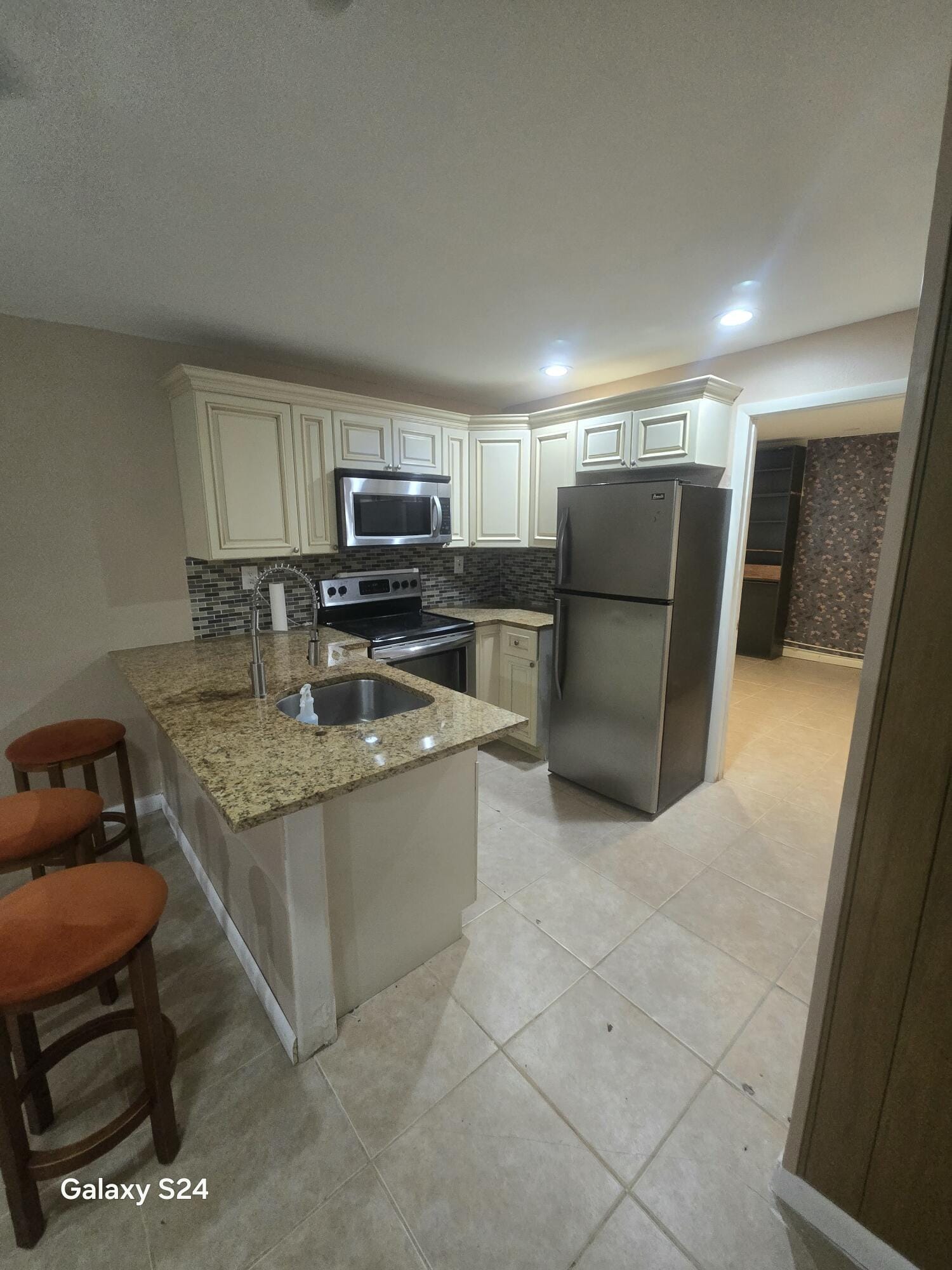 702 FLEMING Avenue, Greenacres, FL 33463 photo 11