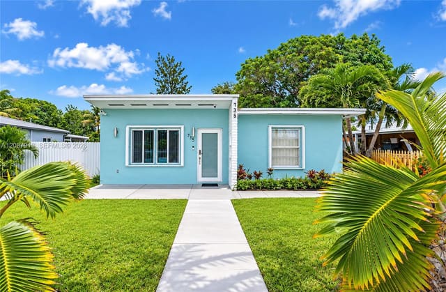 735 NW 129th Street, North Miami, FL 33168