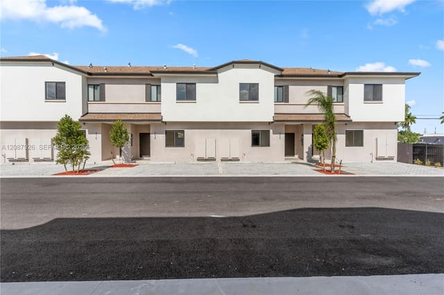 401 SW Palm Terrace 401, Florida City, FL 33034