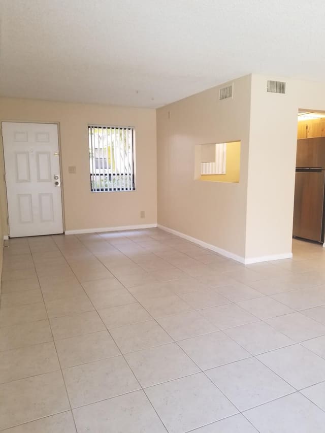 1850 N CONGRESS Avenue 102, West Palm Beach, FL 33401