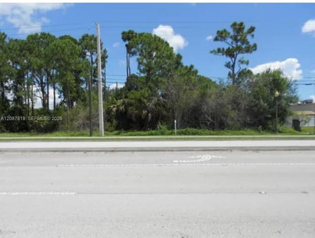 317 Prima Vista Boulevard, Port St. Lucie, FL 34983