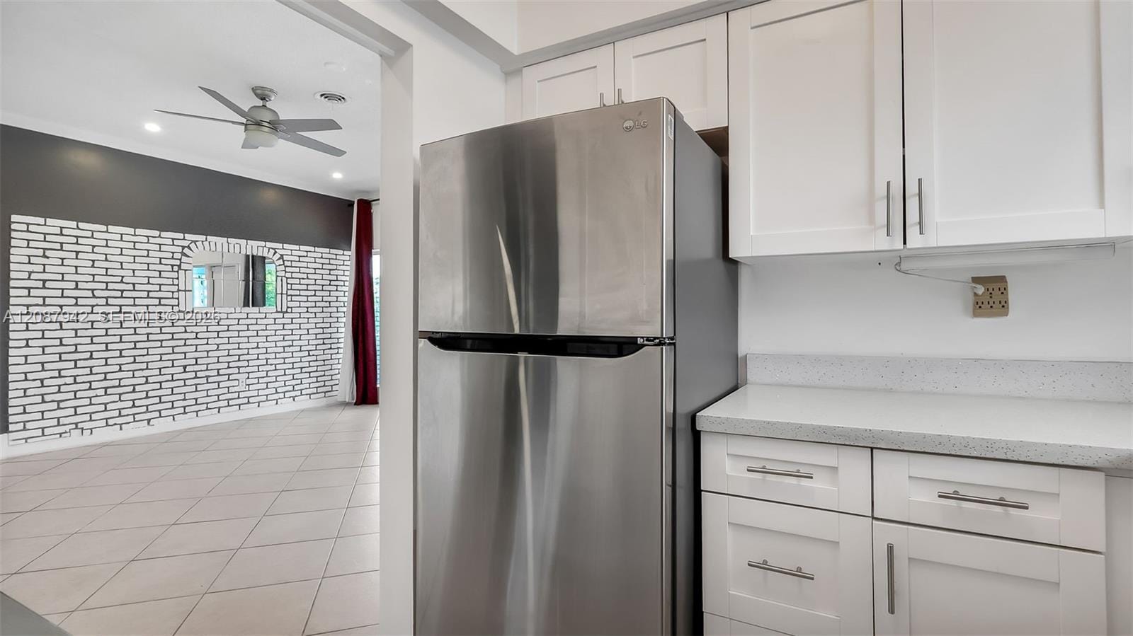 733 NW 30th Court 6, Wilton Manors, FL 33311 photo 14