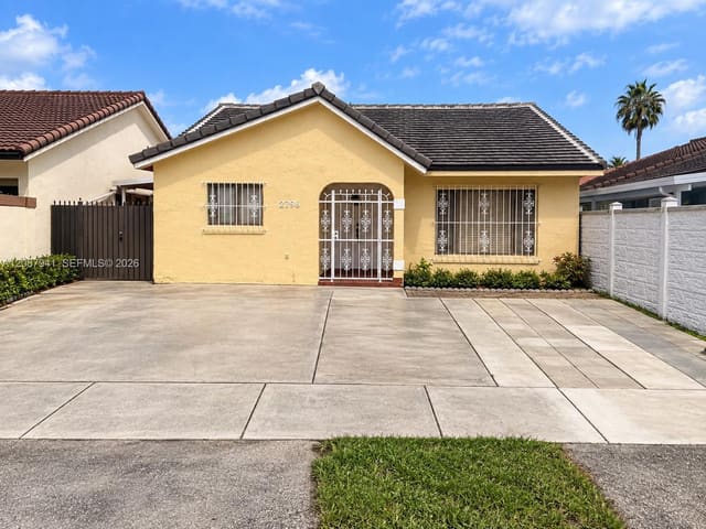 12796 NW 102 Court, Hialeah Gardens, FL 33018