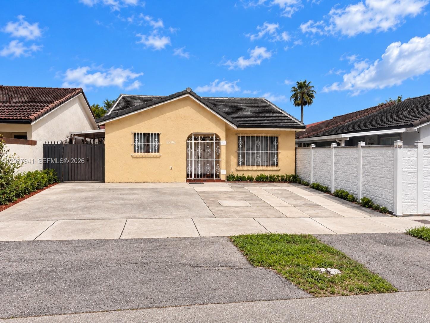 12796 NW 102 Court, Hialeah Gardens, FL 33018 photo 2