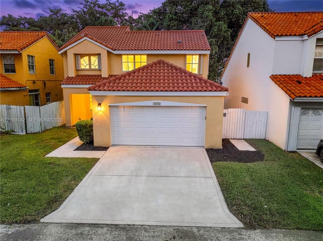 3215 N 36th Avenue, Hollywood, FL 33021