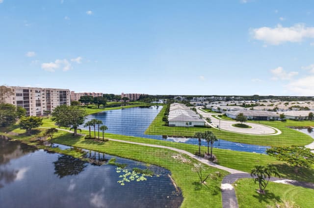 6866 HUNTINGTON Lane 707, Huntington Lakes, Delray Beach, FL