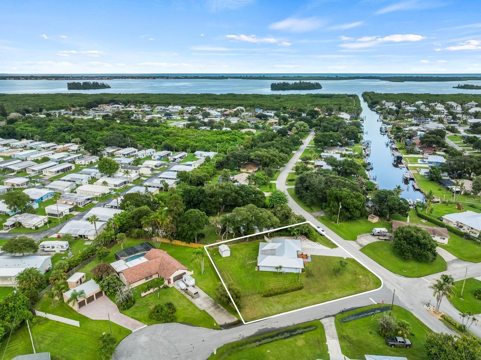 404 21st Street SE, Vero Beach, FL 32962 photo 4