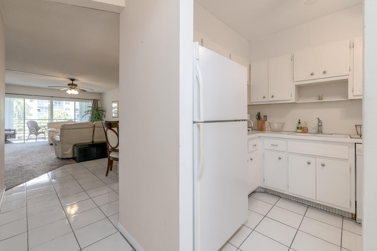 2731 NE 14TH ST Street 427, Pompano Beach, FL 33062 photo 5