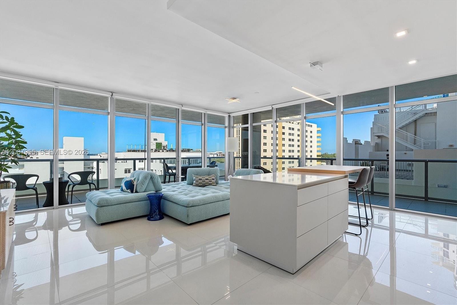 3737 Collins Avenue S-804 — photo 3