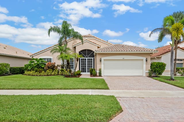 407 NW SHOREVIEW Drive, Port St. Lucie, FL 34986