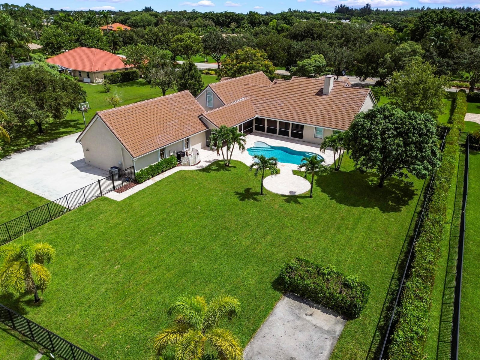 5703 Lago Del Sol Drive, Lake Worth, FL 33449 photo 6