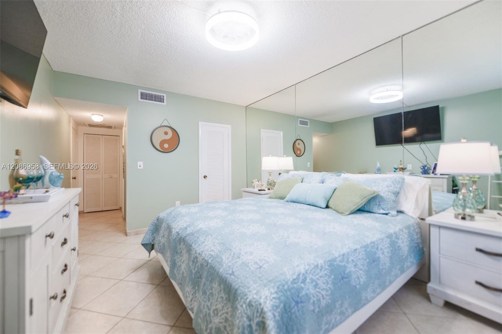 1950 S Ocean Drive 18B, Hallandale Beach, FL 33009 photo 21