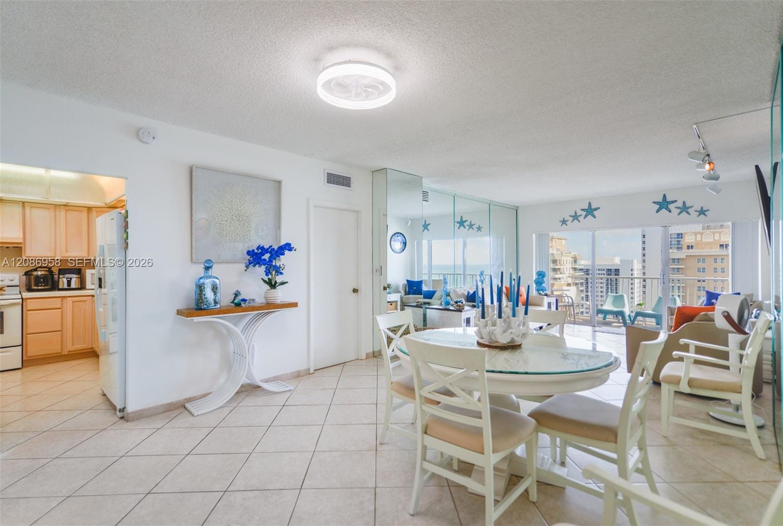 1950 S Ocean Drive 18B, Hallandale Beach, FL 33009 photo 7