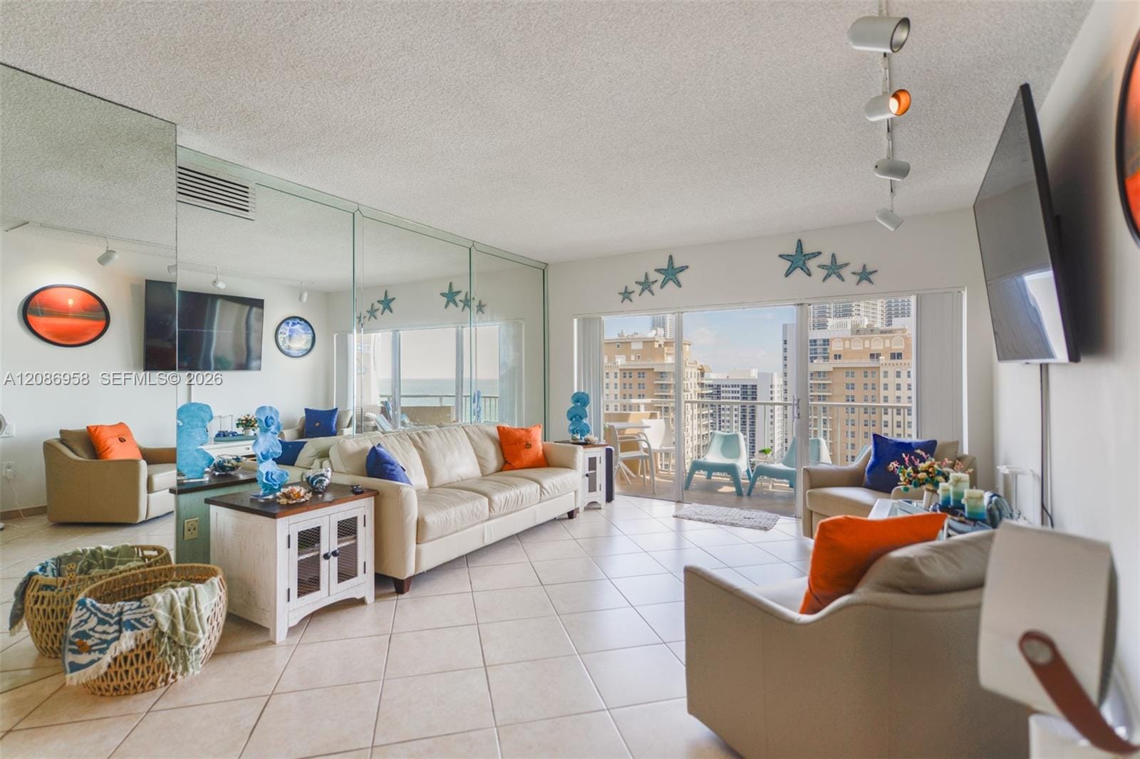 1950 S Ocean Drive 18B, Hallandale Beach, FL 33009 photo 8