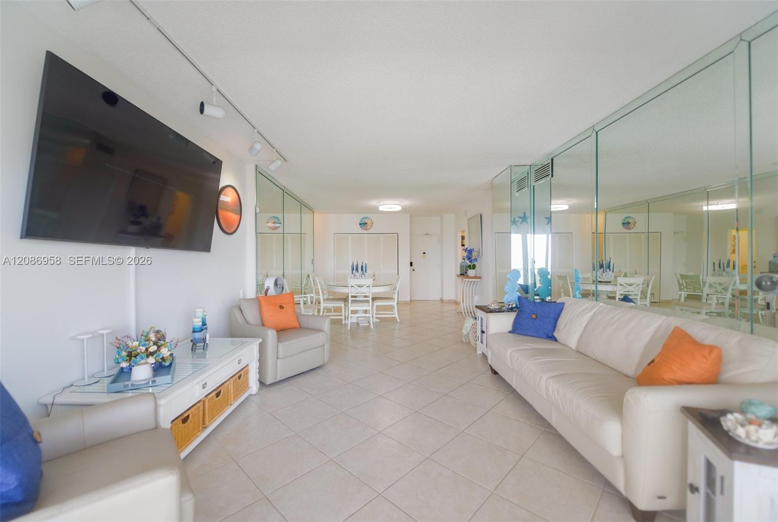 1950 S Ocean Drive 18B, Hallandale Beach, FL 33009 photo 10