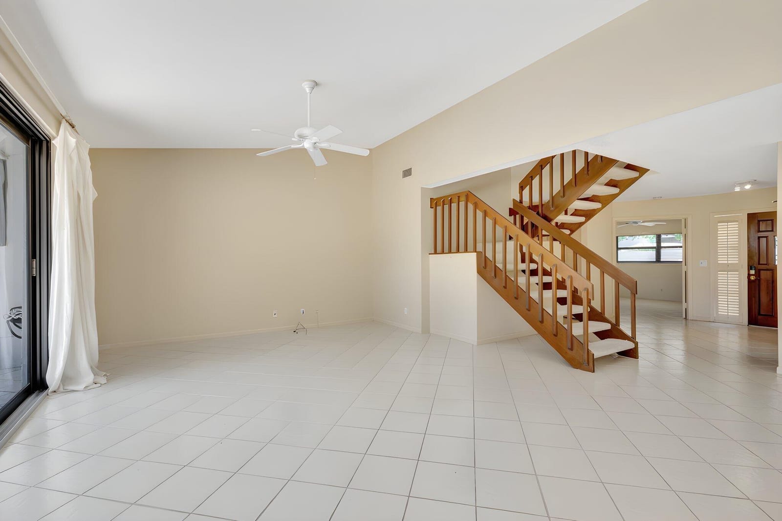 527 Prestwick Circle, Palm Beach Gardens, FL 33418 photo 14