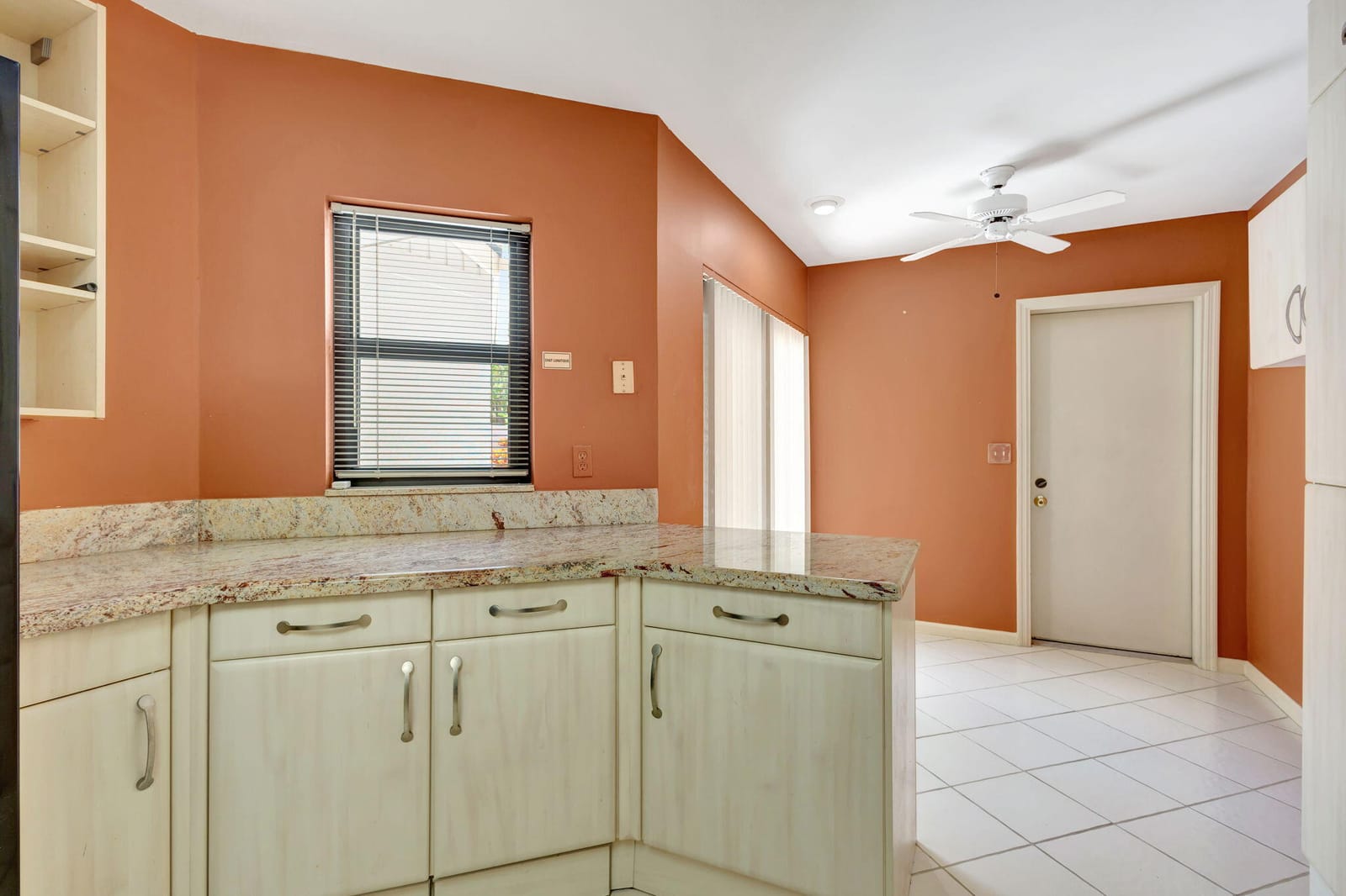 527 Prestwick Circle, Palm Beach Gardens, FL 33418 photo 19
