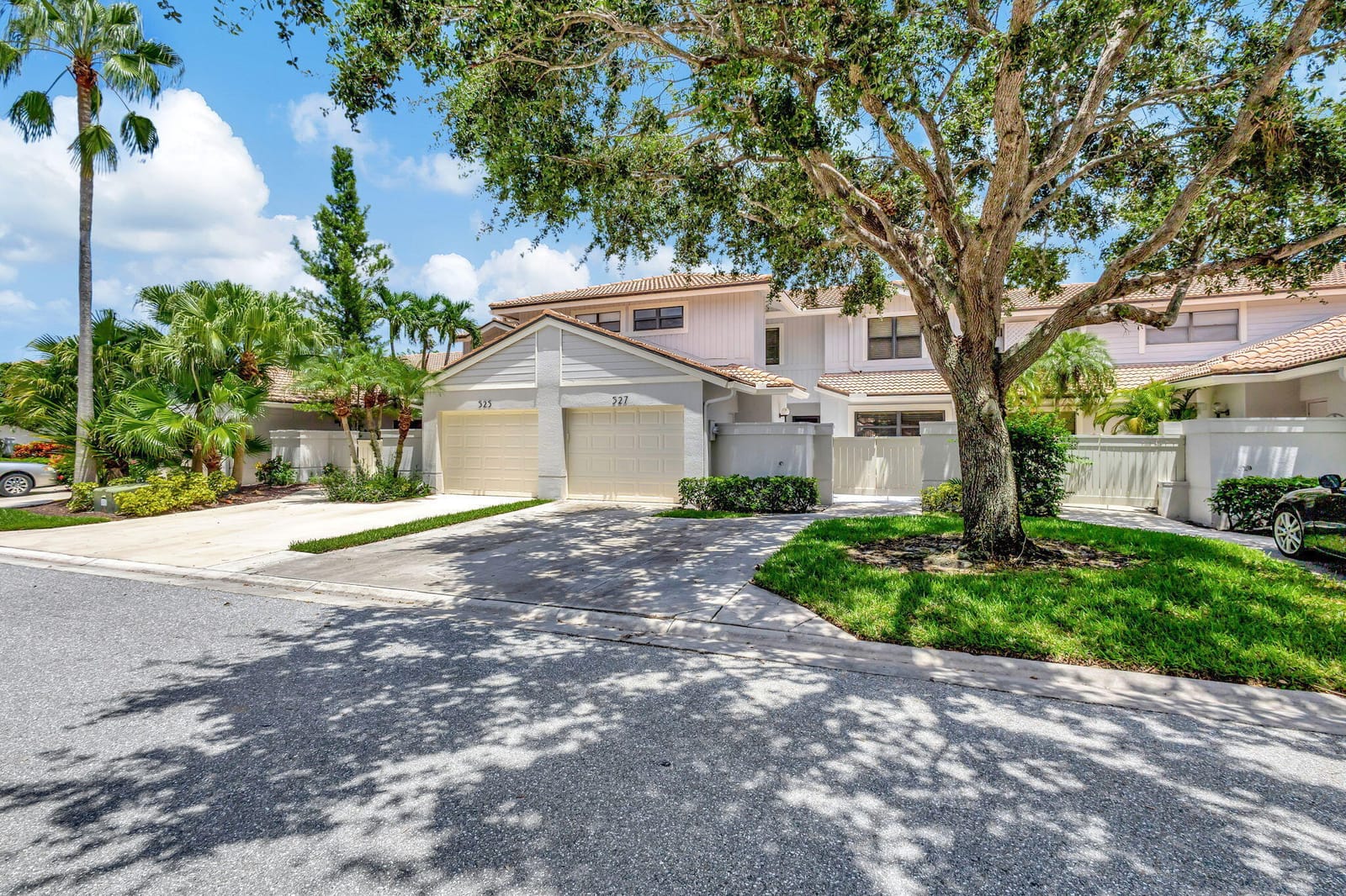 527 Prestwick Circle — photo 3