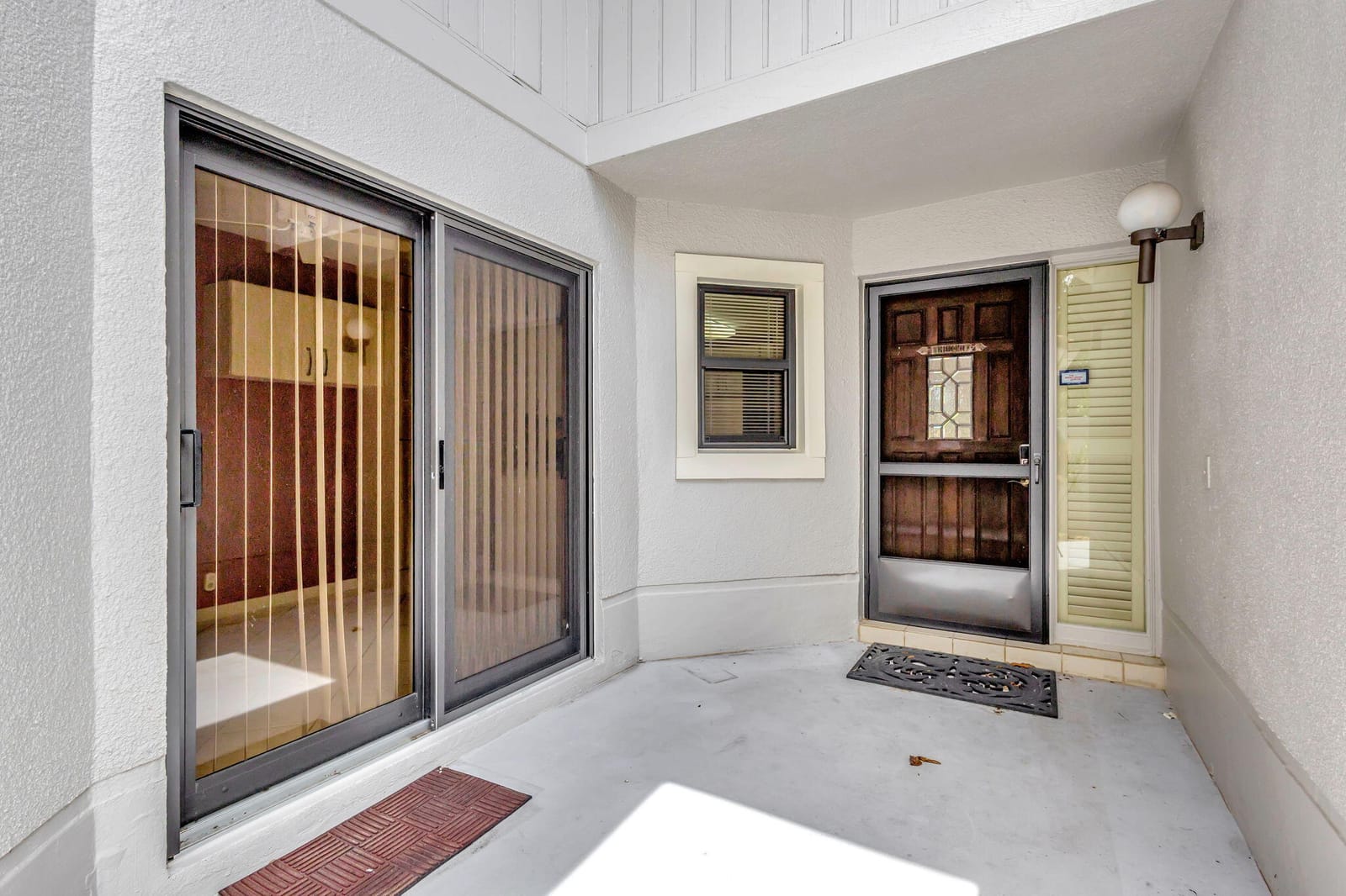 527 Prestwick Circle — photo 6