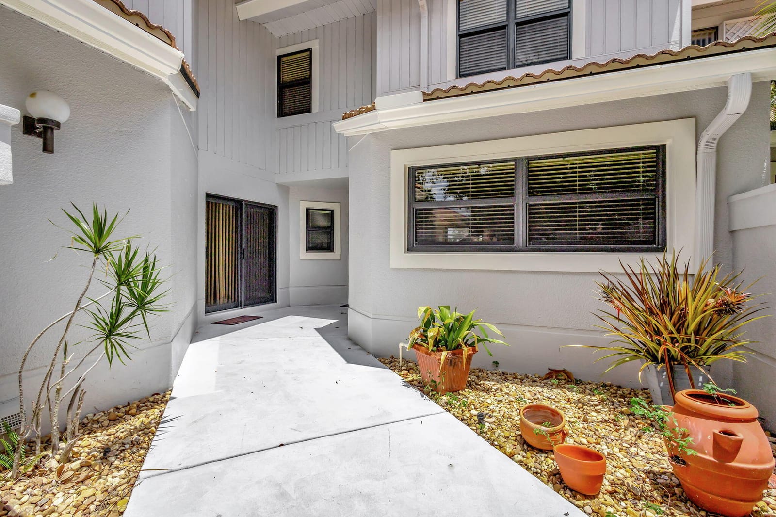 527 Prestwick Circle — photo 7