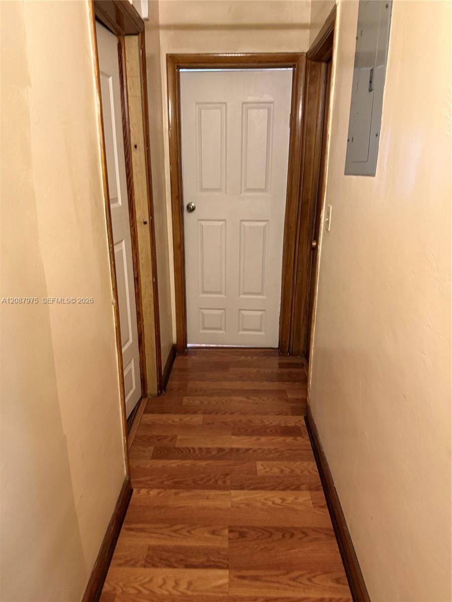1409 S 24th Terrace — photo 7