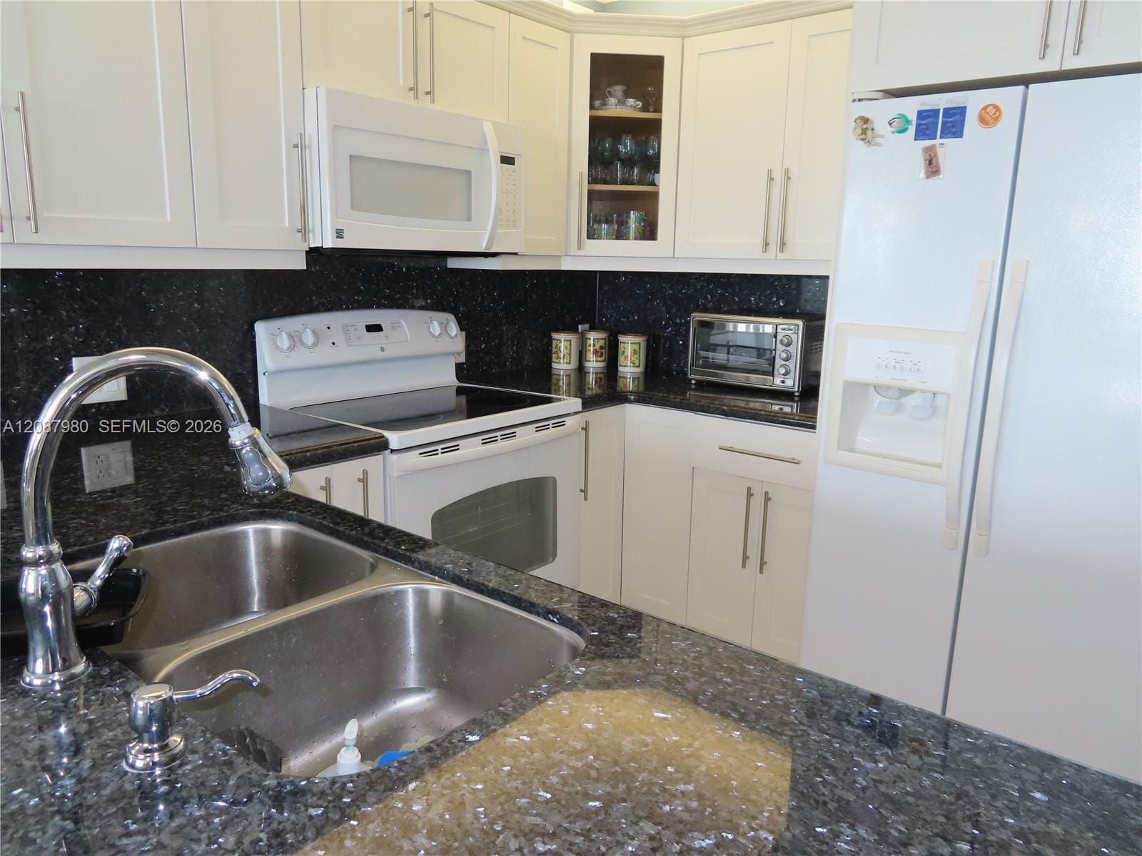 5701 Collins Avenue 304, Miami Beach, FL 33140 photo 12