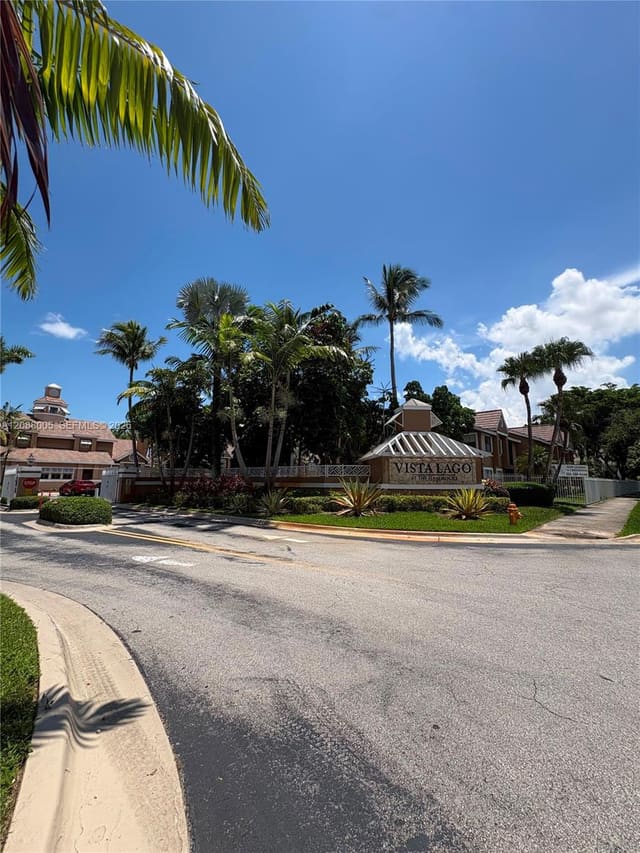 15570 SW 105th Lane 1715, Miami, FL 33196