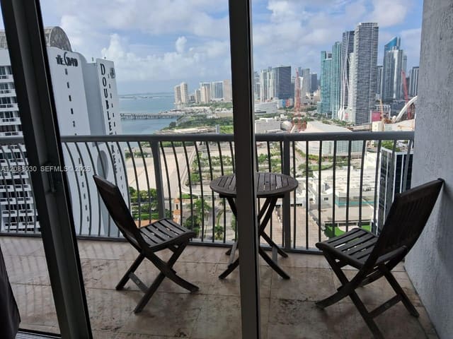1750 N Bayshore Drive 3710, Miami, FL 33132