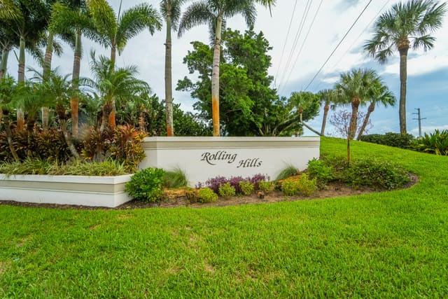 17257 SE Galway Court, Tequesta, FL 33469