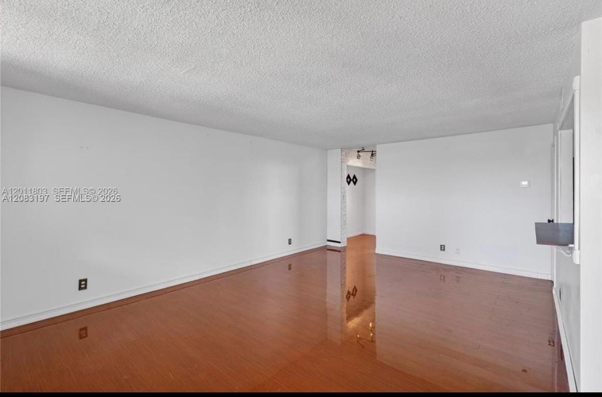 1811 Jefferson 705 — photo 9