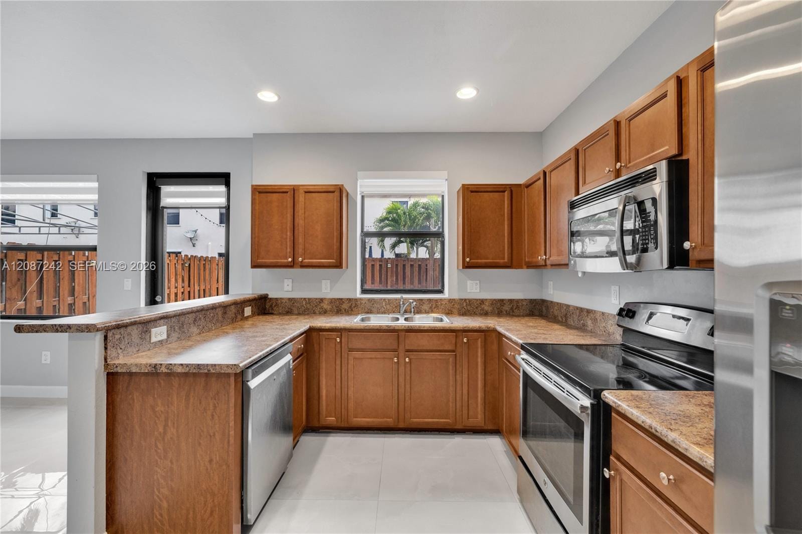 17531 SW 153rd Path, Miami, FL 33187 photo 11