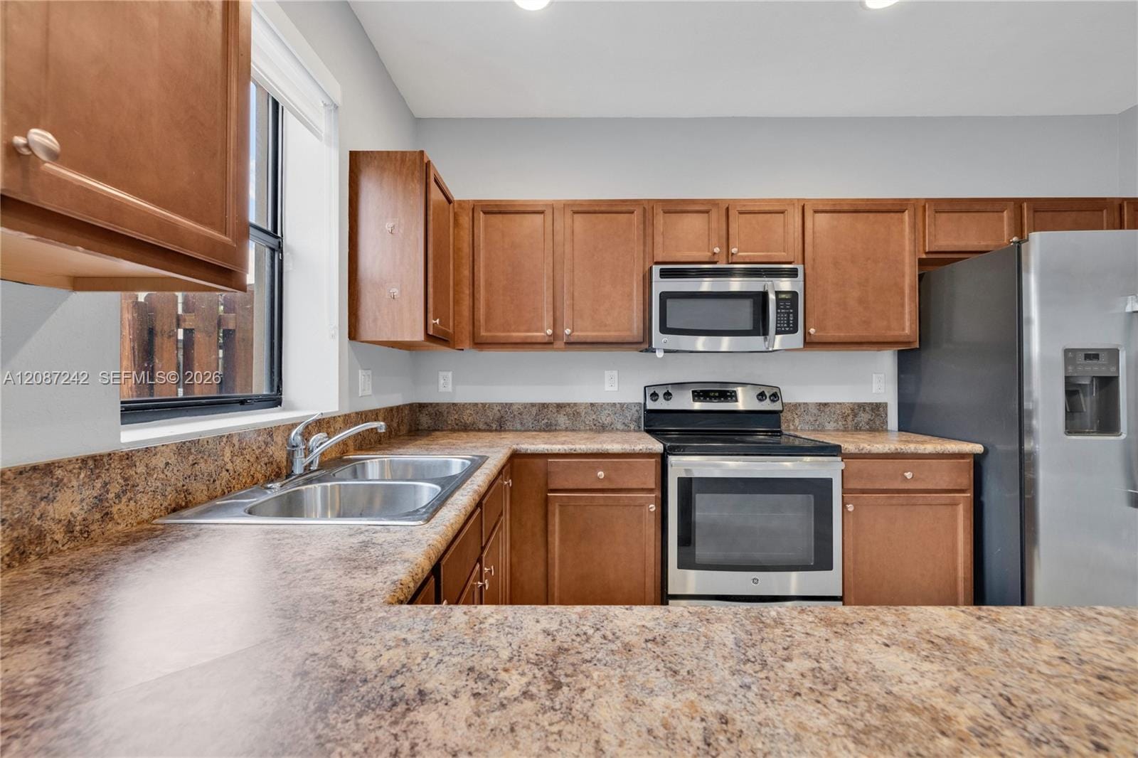 17531 SW 153rd Path, Miami, FL 33187 photo 14