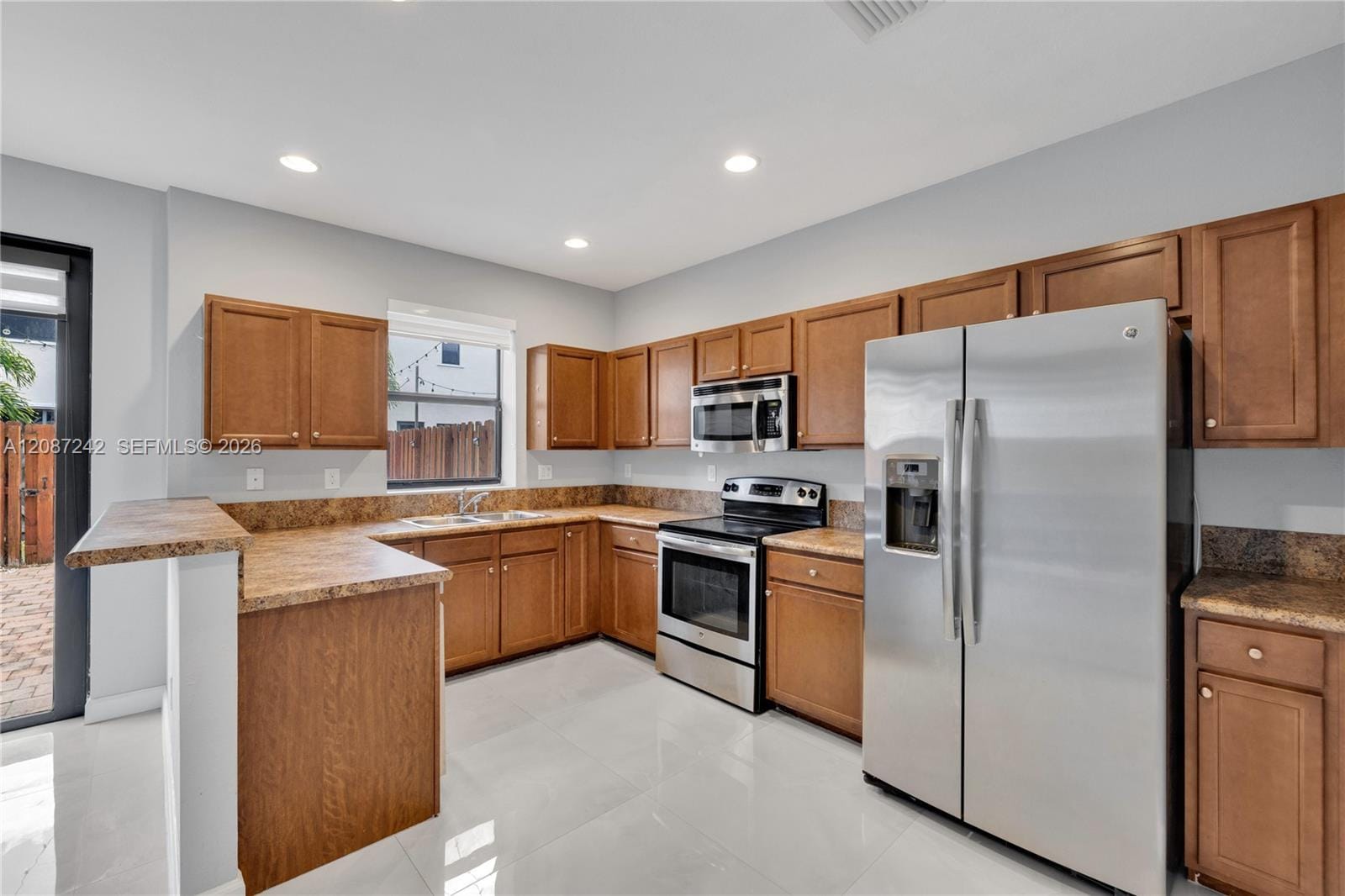 17531 SW 153rd Path, Miami, FL 33187 photo 10