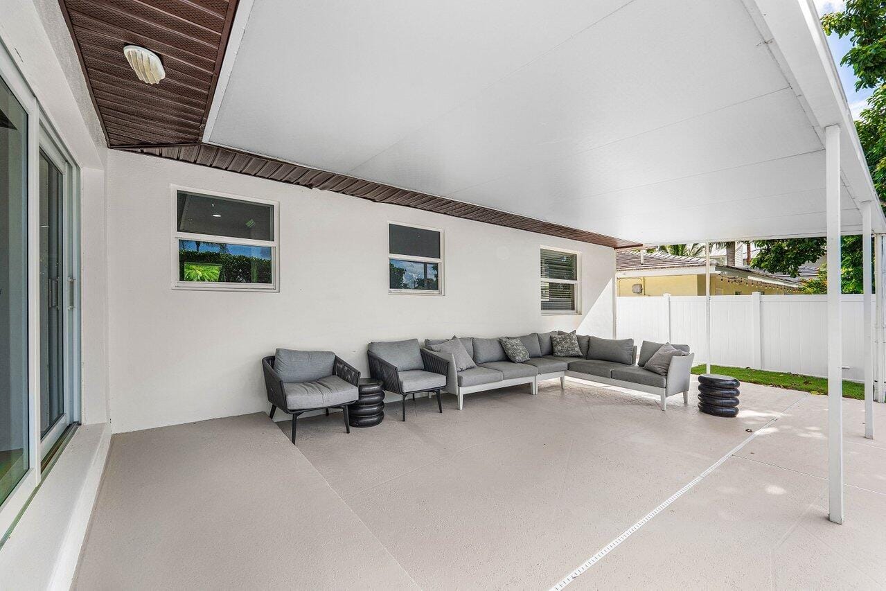 638 Shore Drive, Boynton Beach, FL 33435 photo 18