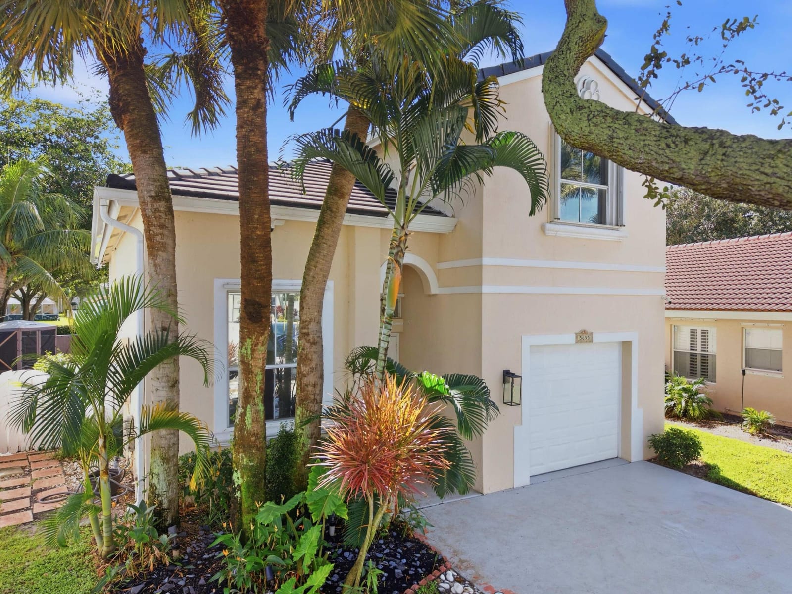 5655 LA QUINTA Court, Lake Worth, FL 33463 photo 11