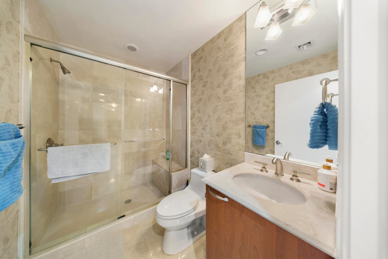 701 SE 21ST Avenue 302, Deerfield Beach, FL 33441 photo 4