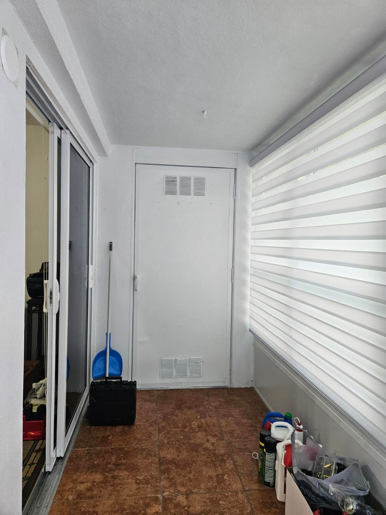 120 WESTBURY E 120 — photo 6