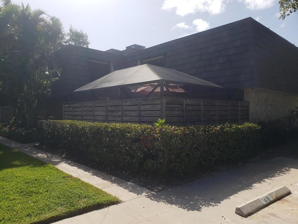 1418 14TH Terrace
