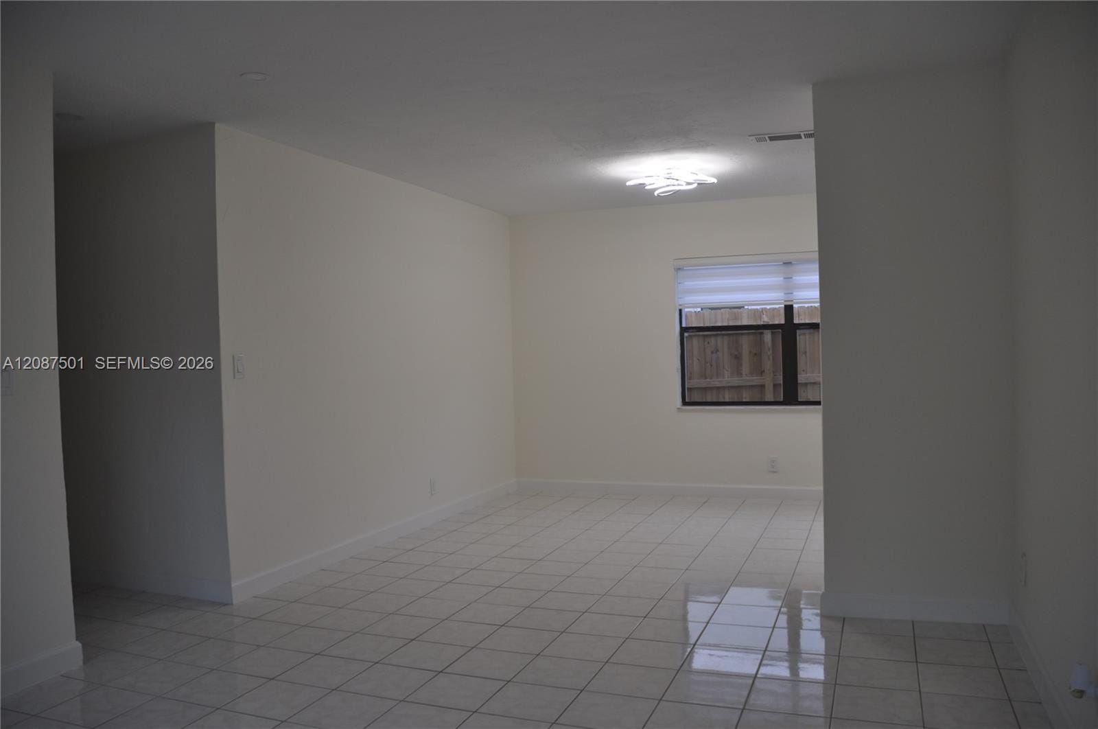 571 NE 61st Street, Oakland Park, FL 33334 photo 12