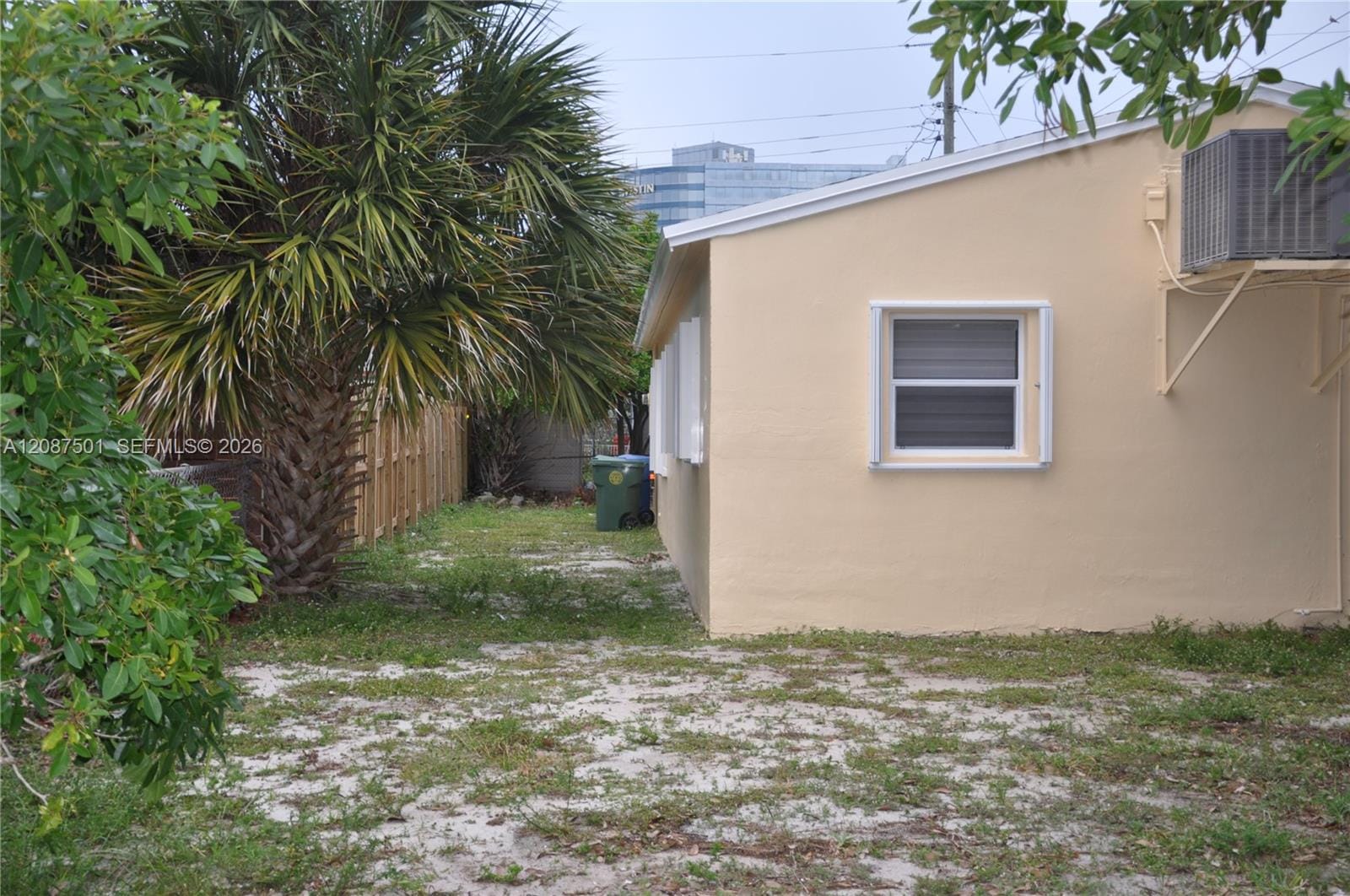 571 NE 61st Street, Oakland Park, FL 33334 photo 13