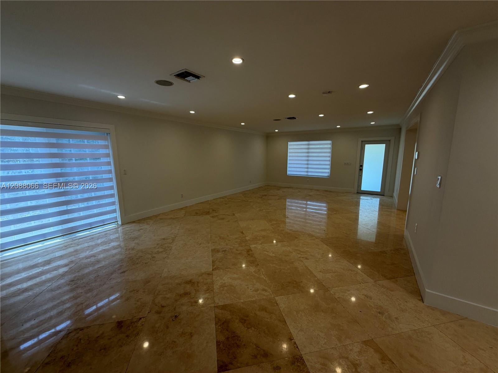 9341 Dickens Avenue — photo 10