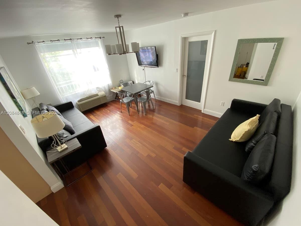 420 15th Street 205, Miami Beach, FL 33139 photo 3