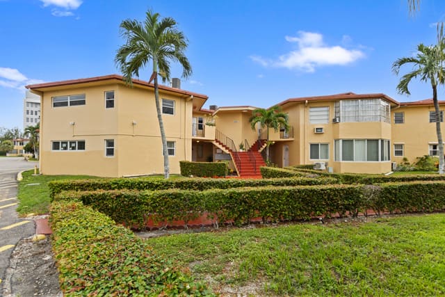 18630 NE 18TH Avenue 134, Sky Lake Gardens, Miami, FL