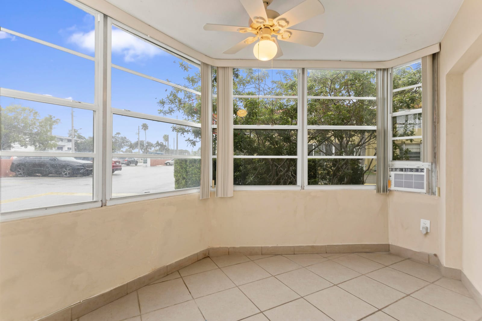 18630 NE 18TH Avenue 134, Miami, FL 33179 photo 18