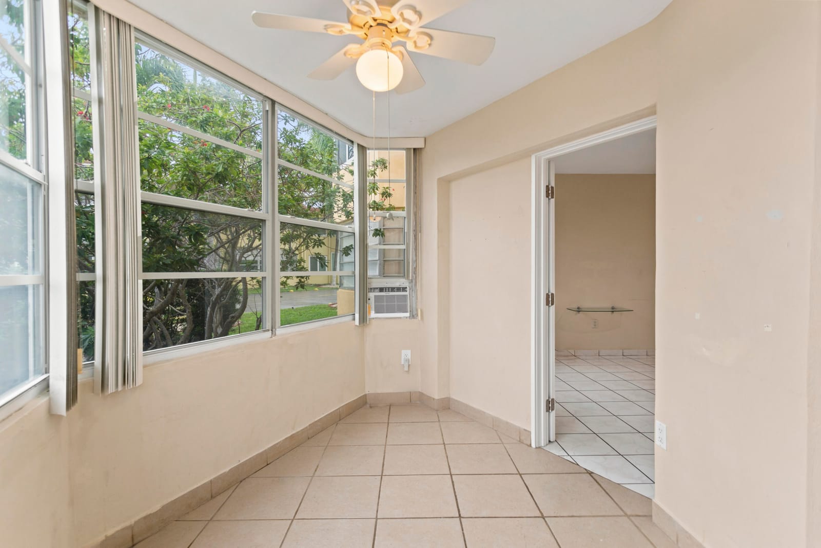 18630 NE 18TH Avenue 134, Miami, FL 33179 photo 19