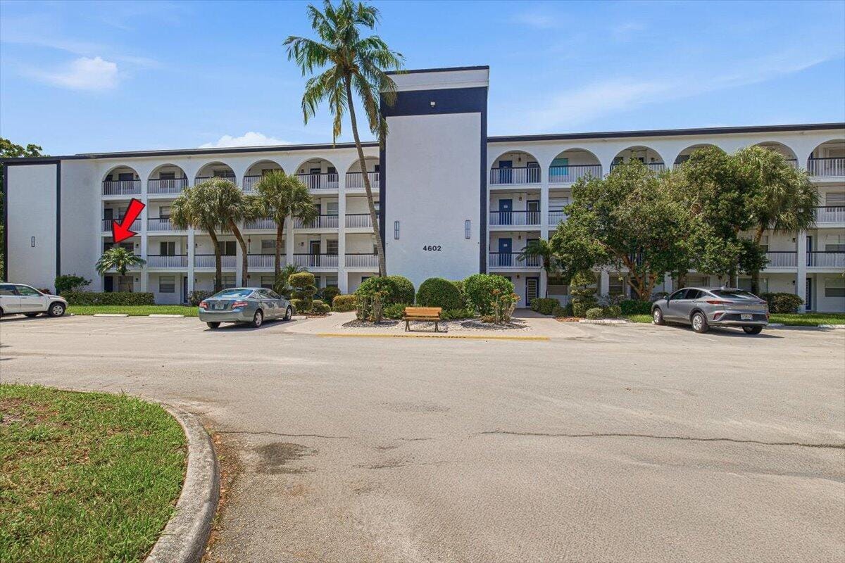 4602 MARTINIQUE Way A2 — photo 1