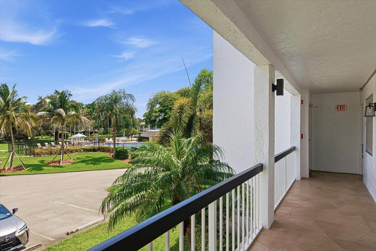 4602 MARTINIQUE Way A2 — photo 2