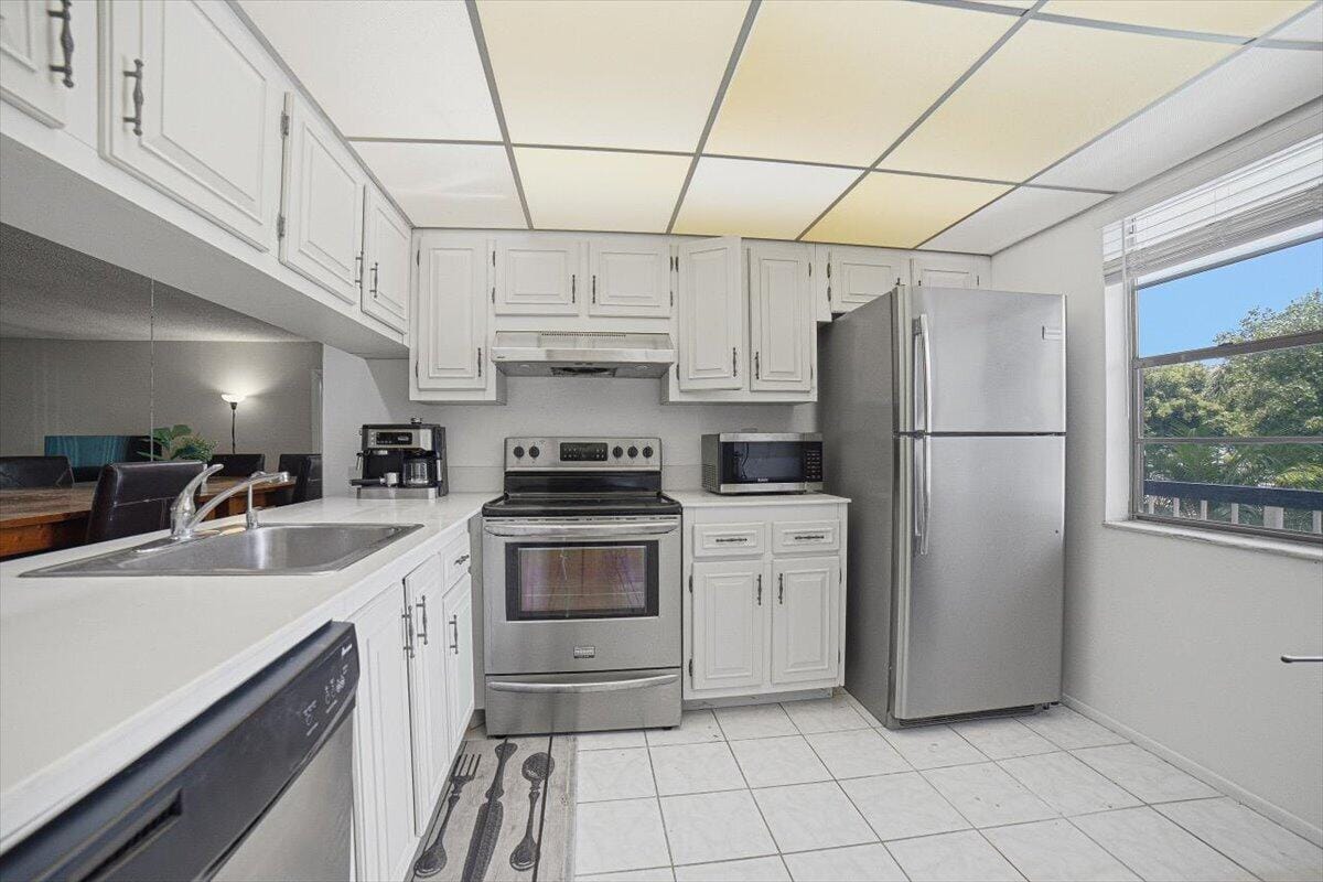 4602 MARTINIQUE Way A2 — photo 4