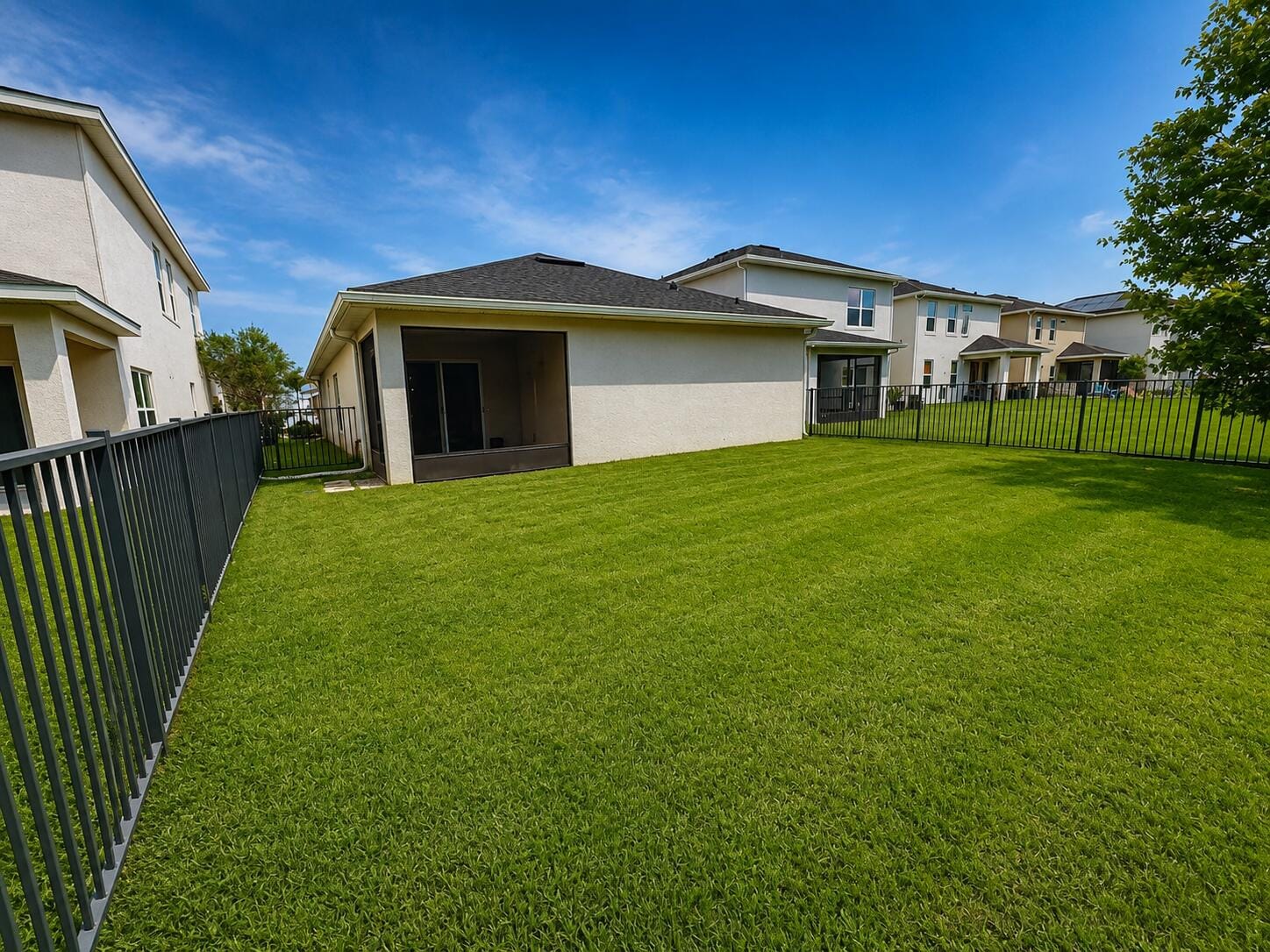 9391 SW LIGORIO Way — photo 2