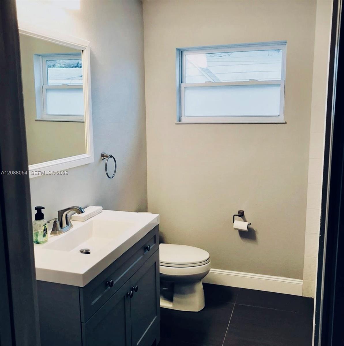 573 Wimbrow Drive, Sebastian, FL 32958 photo 6